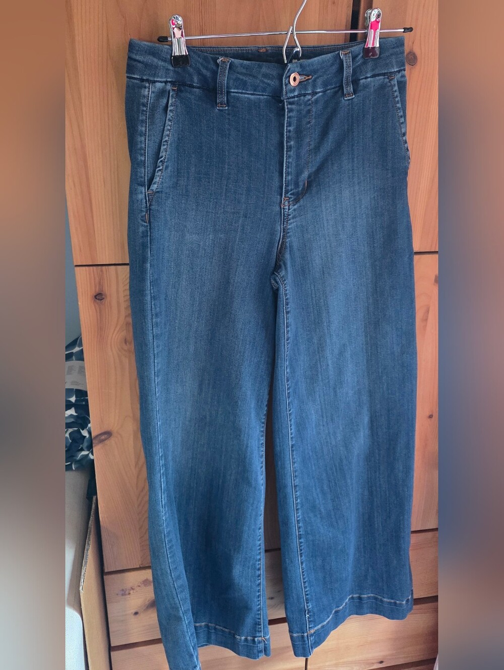 BCBGeneration Women's High Rise Wide Leg Trouser Jeans Size 29